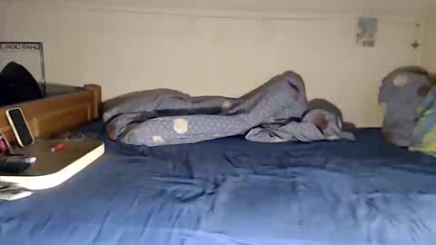 Snapshot of thomasleiber chatting on 12.20.25 Thomas online show from 12.20.25