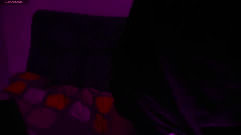 Snapshot of thommy_comp chatting on 03.07.25 thommy comp online show from 03.07.25