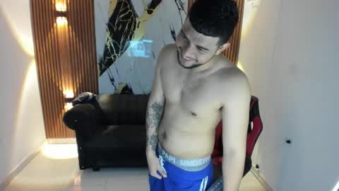 thomson_hot01 online show from 10.03.25