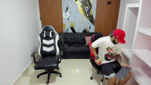 thomson_hot01 online show from 03.02.26