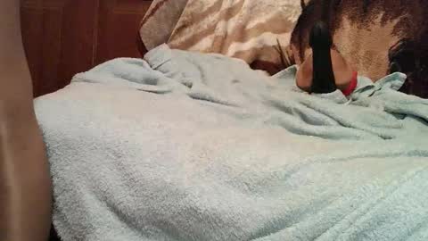 Snapshot of thongsandstockings chatting on 10.13.25 Thongsandstocking online show from 10.13.25