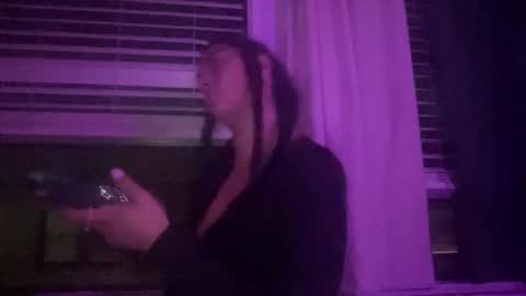 Snapshot of throatyygoat chatting on 11.01.25 throatyygoat online show from 11.01.25