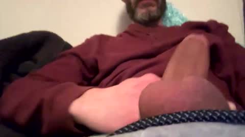 Snapshot of throbbing8585 chatting on 02.25.26 throbbing8585 online show from 02.25.26