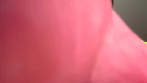 Snapshot of throbbing8585 chatting on 05.30.26 throbbing8585 online show from 05.30.26