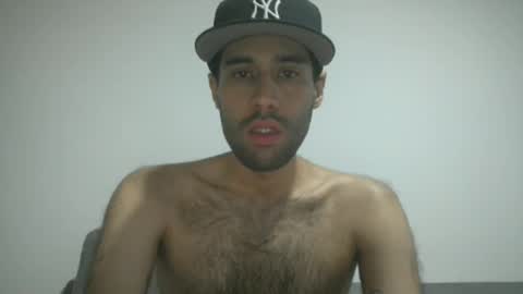 Snapshot of throwawayyourgun chatting on 12.02.24 Luka online show from 12.02.24