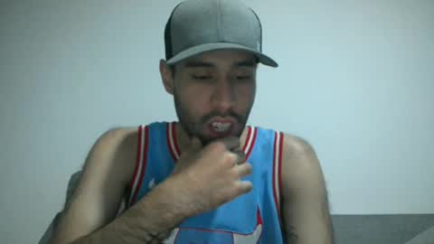 Snapshot of throwawayyourgun chatting on 12.04.24 Luka online show from 12.04.24