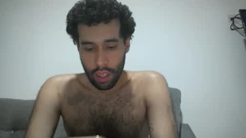 Snapshot of throwawayyourgun chatting on 02.04.25 Luka online show from 02.04.25