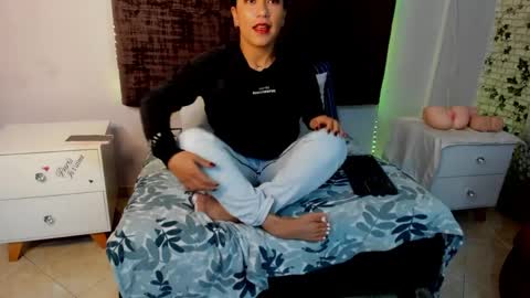Snapshot of thyra_coral chatting on 04.07.26 thyra coral online show from 04.07.26
