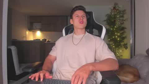 santiago online show from 11.21.25