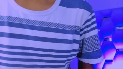 tiago_xxx_ online show from 10.23.25