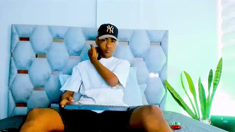 tiago_xxx_ online show from 10.27.25