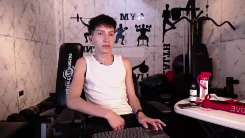 Tiam Muller online show from 12.23.25