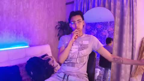 Snapshot of tian_sex chatting on 06.10.26 online show from 06.10.26