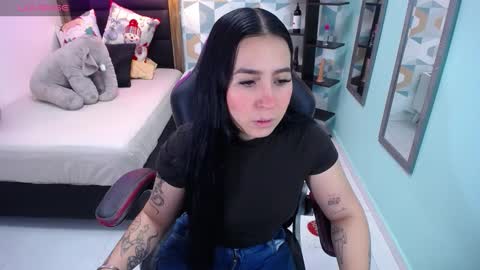 tianapiket online show from 12.21.24