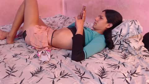 Snapshot of tianiiss_sweet chatting on 05.28.26 Tiana online show from 05.28.26