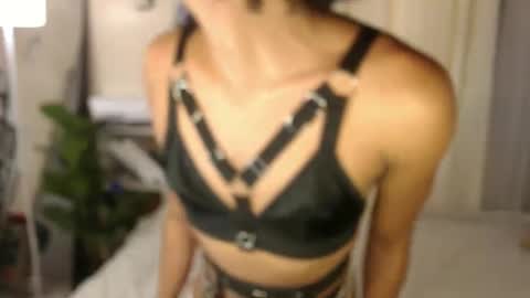 Snapshot of tiara_perezx chatting on 12.15.24 Sam online show from 12.15.24