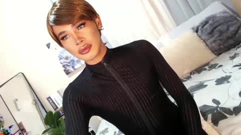 Snapshot of tiara_perezx chatting on 02.08.25 Sam online show from 02.08.25