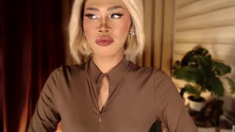 Snapshot of tiara_perezx chatting on 02.15.26 Sam online show from 02.15.26