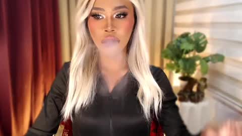 Snapshot of tiara_perezx chatting on 02.23.26 Sam online show from 02.23.26