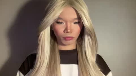 Snapshot of tiaragodhere chatting on 06.10.26 Ms. Tiara online show from 06.10.26