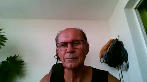 tiaretiareopui online show from 12.23.25