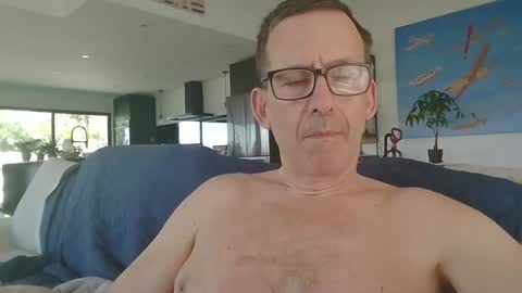 JustMe online show from 03.02.25