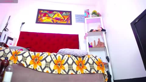 Tifanny Nails  online show from 12.04.25