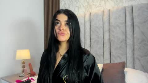 Tiff3 online show from 10.12.25