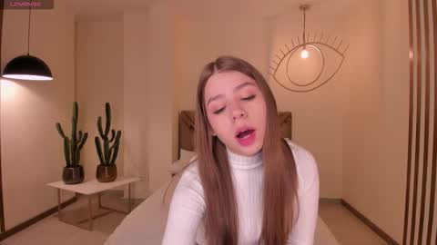 Tiffanny Sins online show from 11.25.25