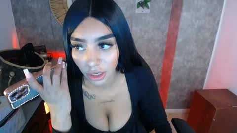 Snapshot of tiffany_1m chatting on 12.30.24 tiffany_1m online show from 12.30.24