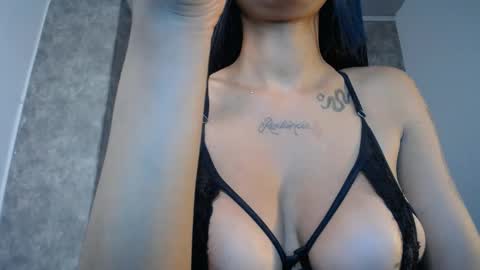 Snapshot of tiffany_1m chatting on 01.17.25 tiffany_1m online show from 01.17.25