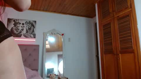 Tifanny online show from 11.04.25