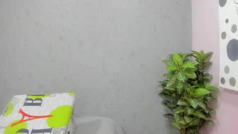 tiffany_mendez online show from 11.15.25