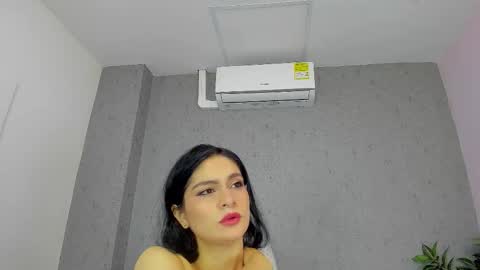 Snapshot of tiffany_mendez chatting on 03.12.26 tiffany_mendez online show from 03.12.26