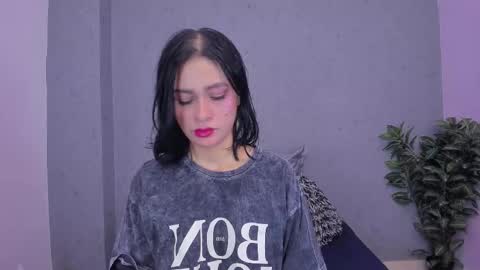 Snapshot of tiffany_mendez chatting on 03.18.26 tiffany_mendez online show from 03.18.26