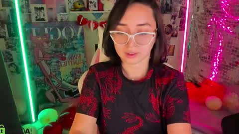 Snapshot of tiffany_robinson chatting on 02.14.26 tiffany_robinson online show from 02.14.26