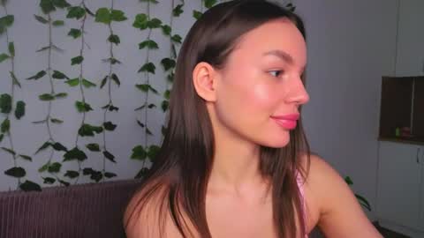 Tiffany online show from 04.03.26