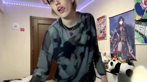 Snapshot of tiffanydziewanowski chatting on 04.23.26 Tiffany online show from 04.23.26
