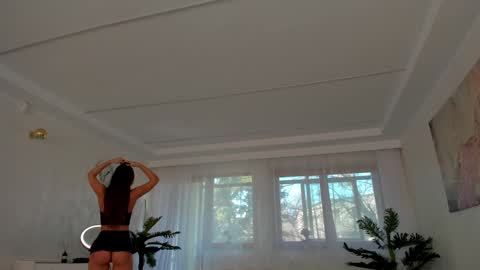 Tiffany Houston online show from 12.19.24