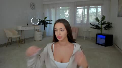 Tiffany Houston online show from 01.13.25