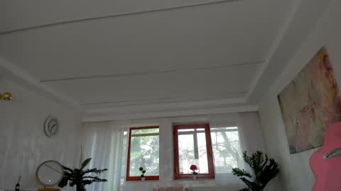 Tiffany Houston online show from 03.11.25