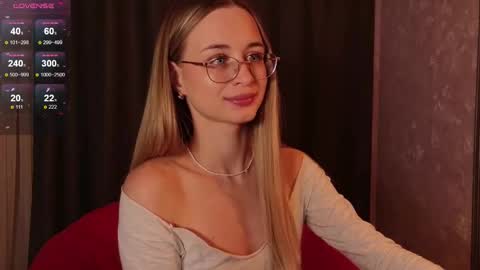 Snapshot of tiffanyhunt chatting on 02.01.26 Tiffany online show from 02.01.26