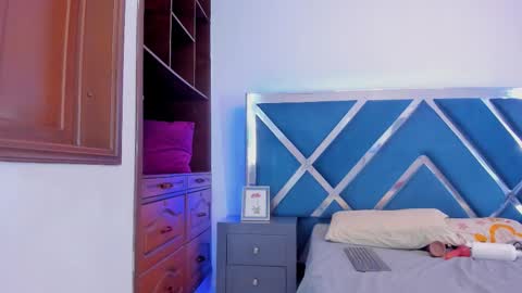 Tiffany Miller online show from 11.21.25