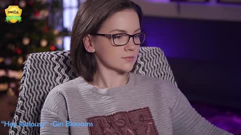 Snapshot of tiffanyriox chatting on 12.11.24 tiffanyriox online show from 12.11.24