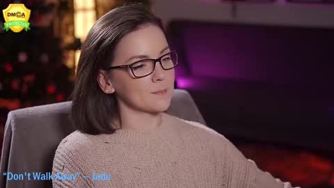 Snapshot of tiffanyriox chatting on 12.17.24 tiffanyriox online show from 12.17.24