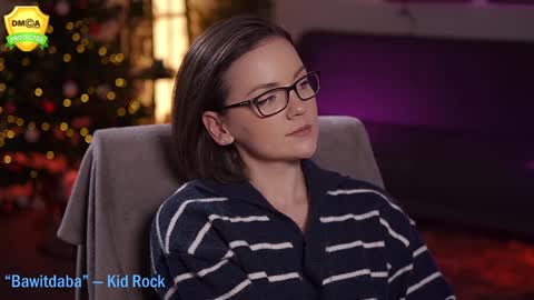 Snapshot of tiffanyriox chatting on 12.19.24 tiffanyriox online show from 12.19.24