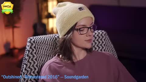 Snapshot of tiffanyriox chatting on 02.21.25 tiffanyriox online show from 02.21.25