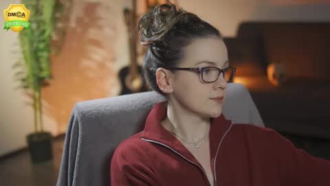 Snapshot of tiffanyriox chatting on 02.20.26 tiffanyriox online show from 02.20.26