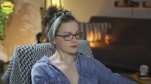 tiffanyriox online show from 04.03.26