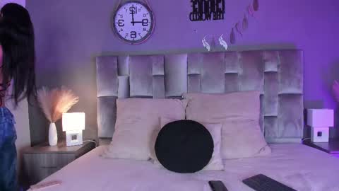 Tiffany  online show from 02.09.25